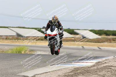 media/May-26-2025-Lets Ride (Mon) [[3bf1de1d65]]/C Group/1240pm (Wheelie Bump)/